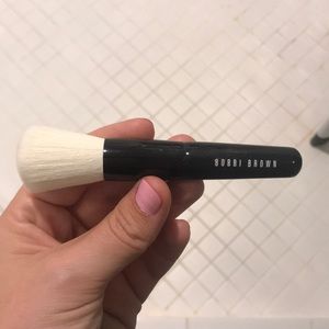 Bobbi Brown face blender brush
